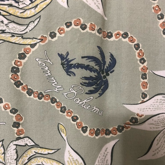 Vintage Tommy Bahama Hawaiian Shirt Short Sleeve Button Up Palm Trees Floral - Picture 10 of 15